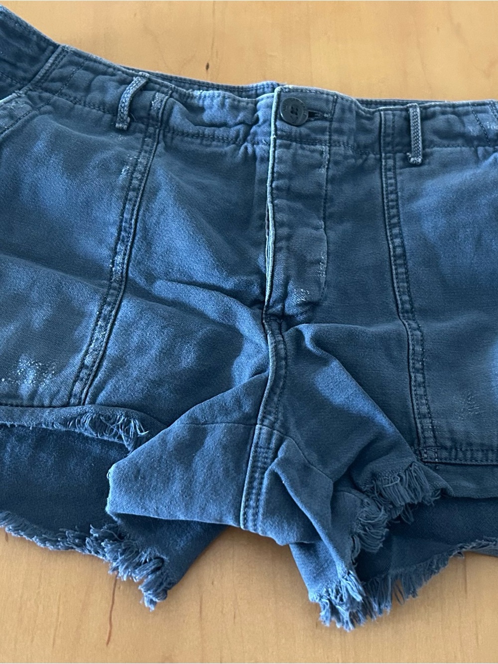 American Eagle Outfitters Indigo Frayed Hem Cropped Denim Shorts